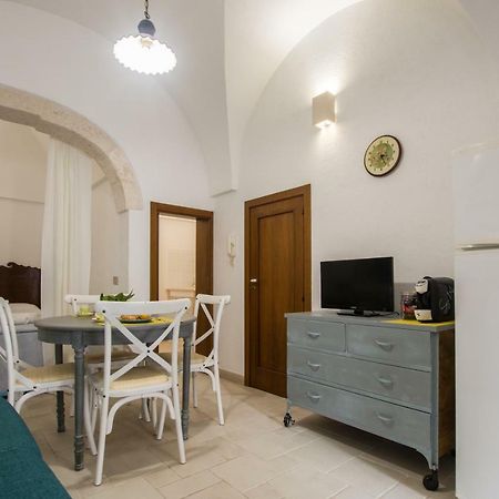 Dimora Zafferano - Guest House Ostuni Exterior photo